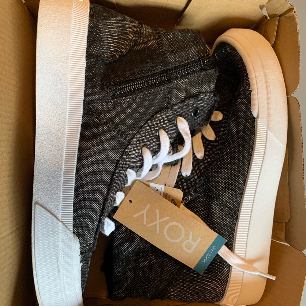 Roxy Charcoal High-Top Sneakers with White Trim NWT